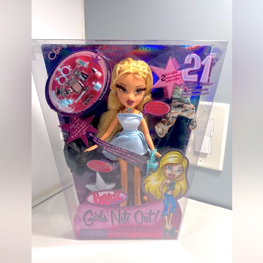 Bratz doll cloe girls nite out - Picture 1 of 4